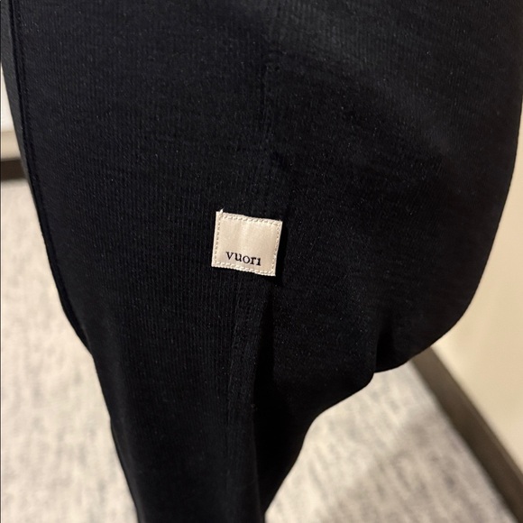 Vuori Women's Black Wide Leg Pants - Picture 2 of 8